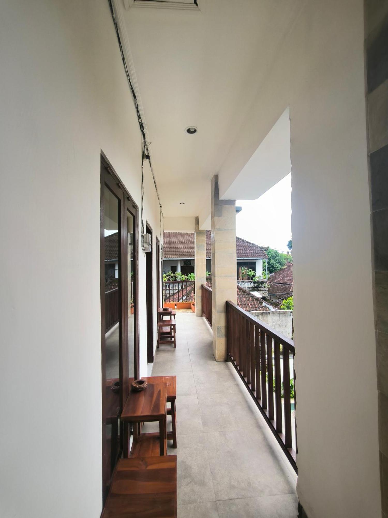 Ken Ken Guest House Seminyak  Exterior photo